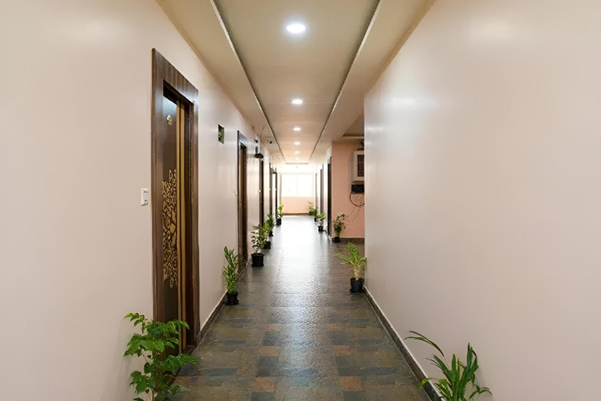 Hotel Accor Inn Bangalore Exteriör bild